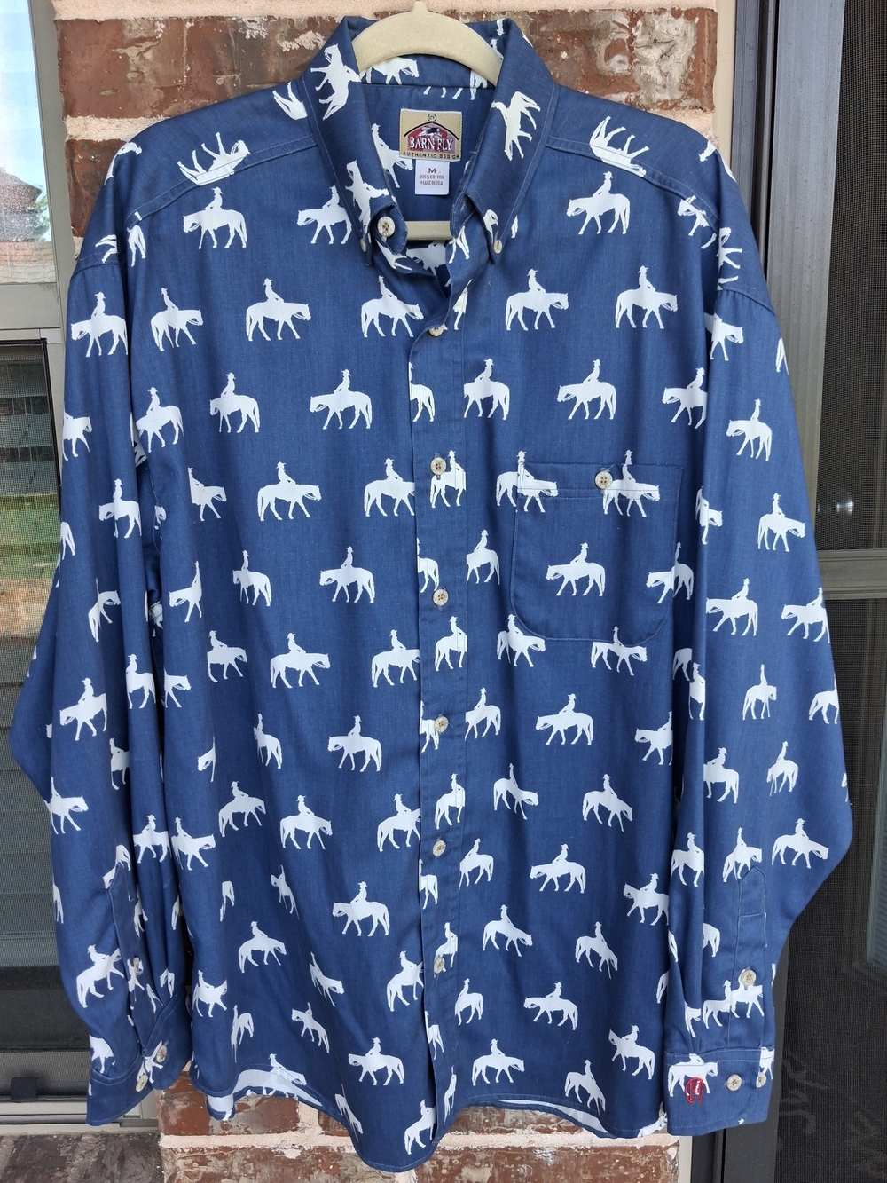 BARN FLY Men's Button-Down Shirt sz M